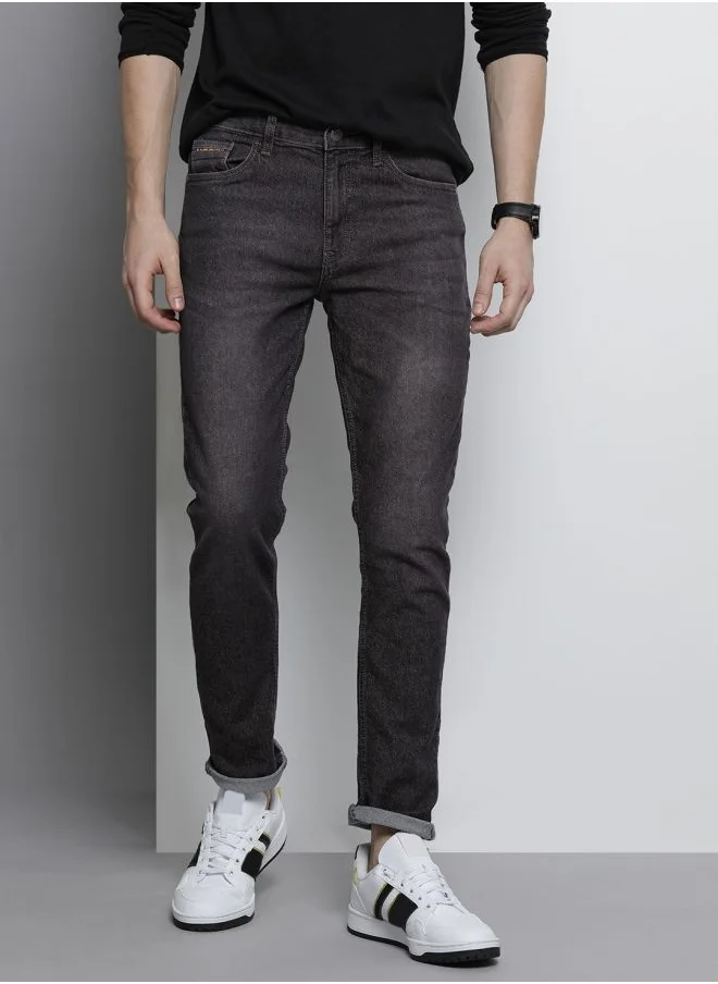 شركة المرآب الهندية Men Slim Fit Solid Mid-Rise Stretchable Jeans