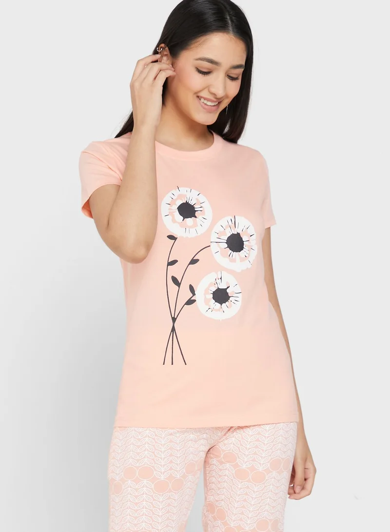 Ginger Graphic T-Shirt And Pyjama Set