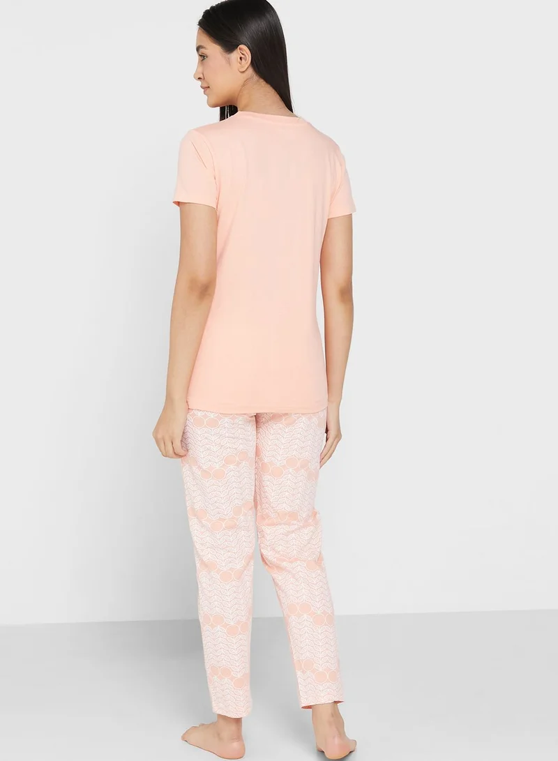 Ginger Graphic T-Shirt And Pyjama Set