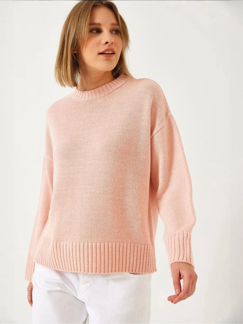 LUCCI Relaxed Fit Crew Neck Ribbed Sweater