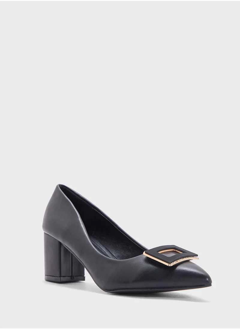 بي ار Block Heeled Pointed Pump