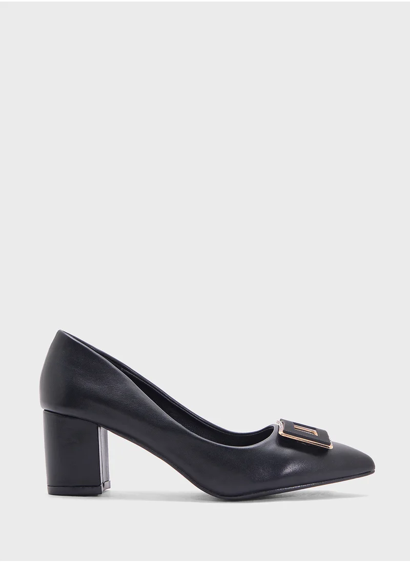 بي ار Block Heeled Pointed Pump