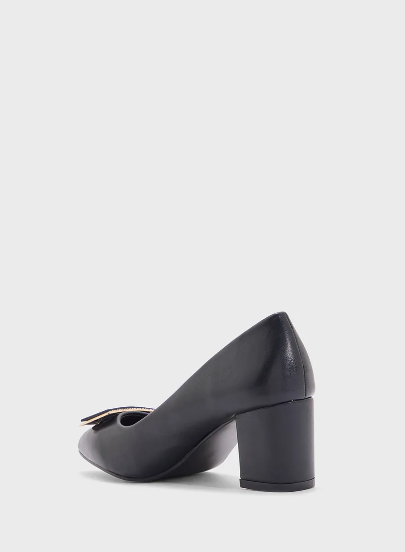 BR Block Heeled Pointed Pump