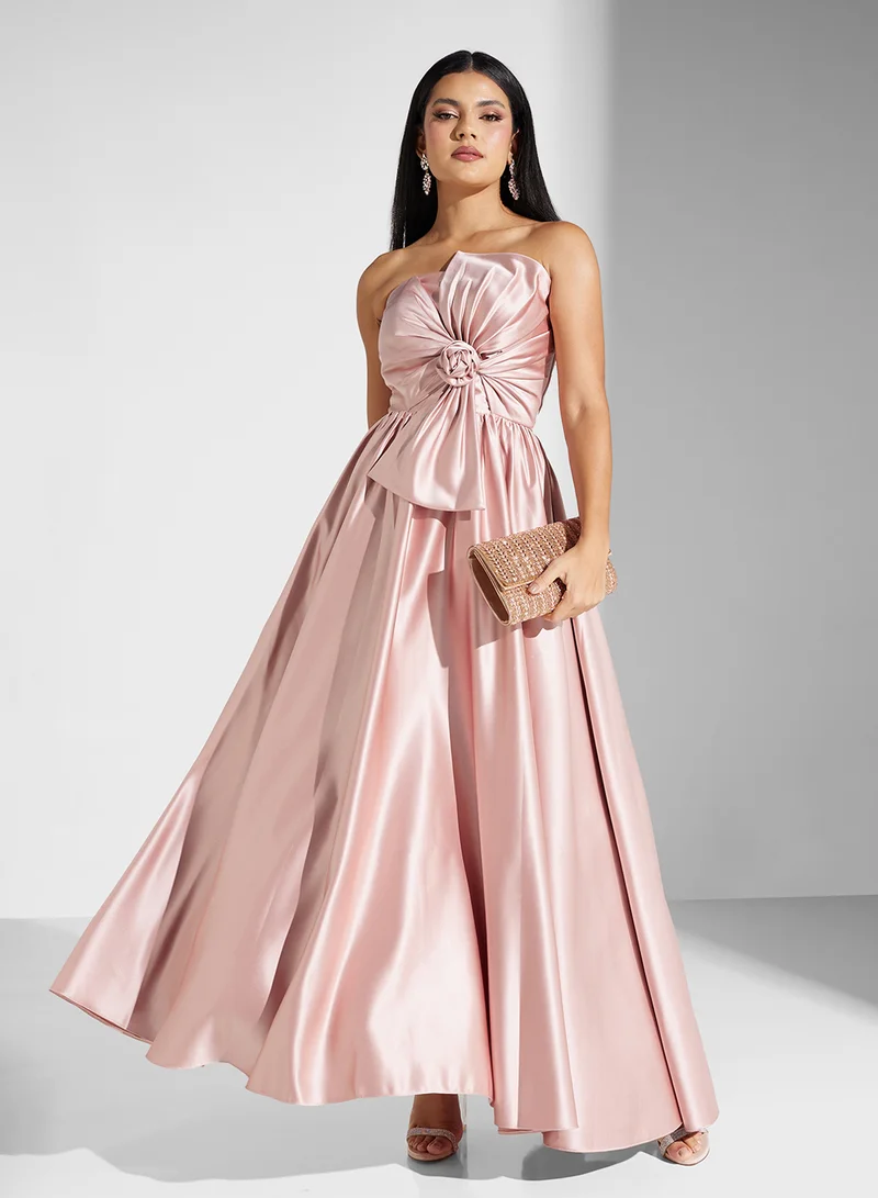 Akadia Fashion rose detailed strapless dress