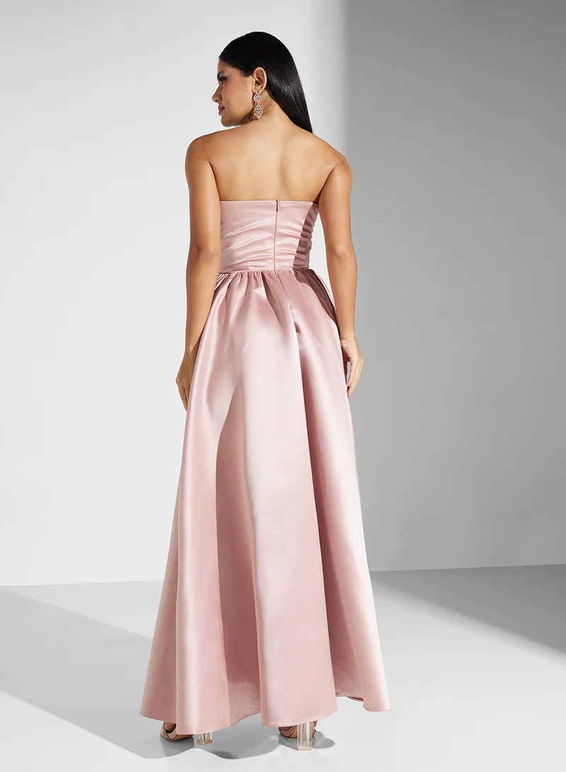 Akadia Fashion rose detailed strapless dress
