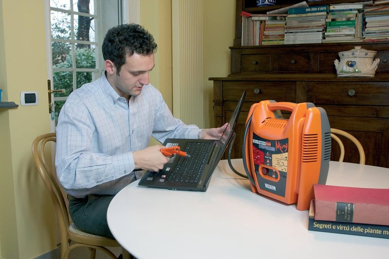 RevolutionAIR Miny Air Compressor, 230 V, Orange - Image 4