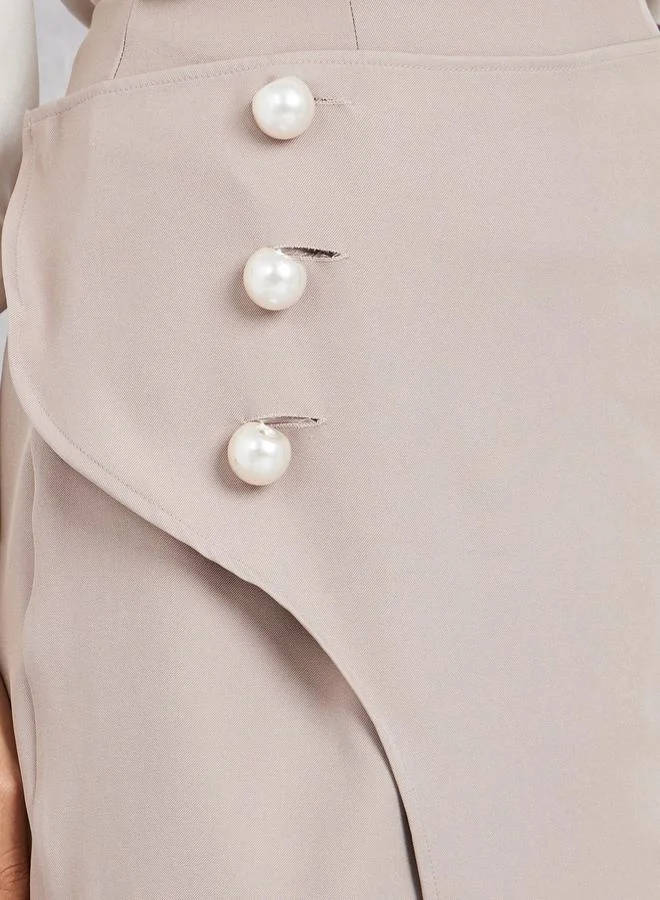 Styli Solid Faux Pearl Button Detail Midi Skirt