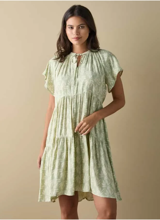 فاف All-Over Leaf Print Sleepshirt with Tie-Ups
