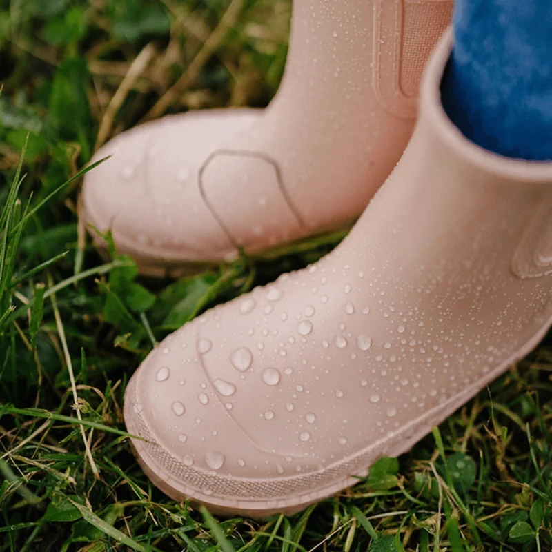 Igor Tokio Girls' Nude Rain Boots