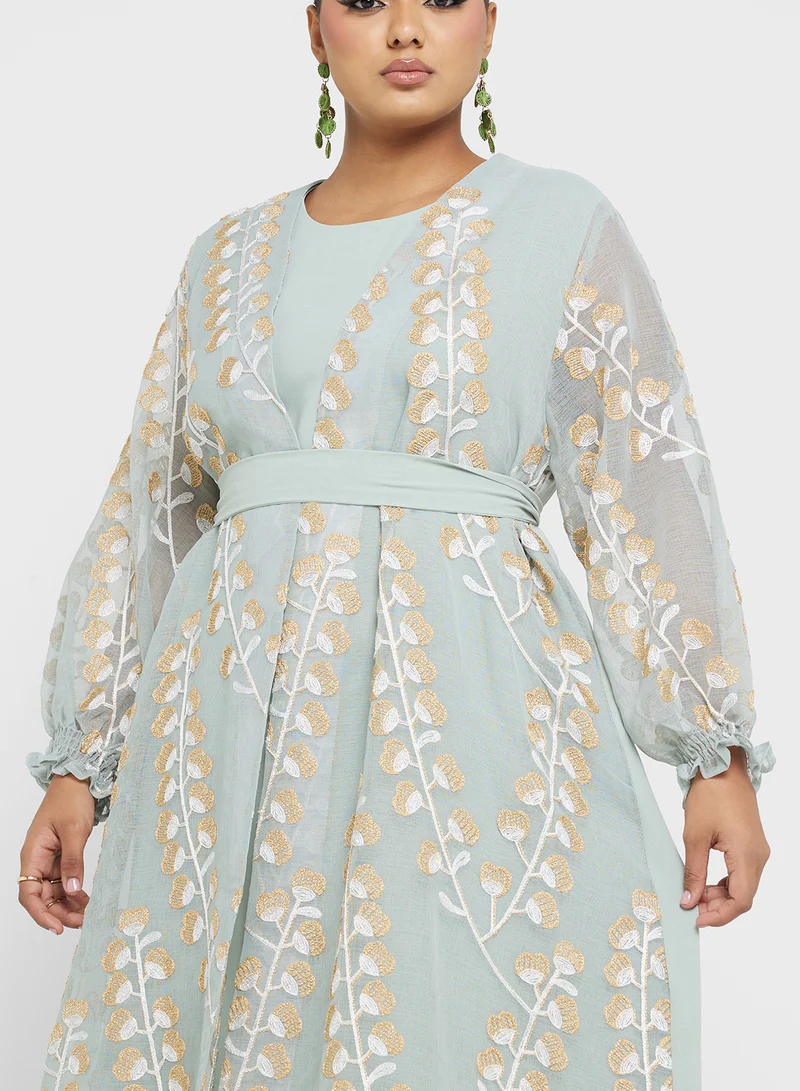 Khizana Plus size open printed abaya