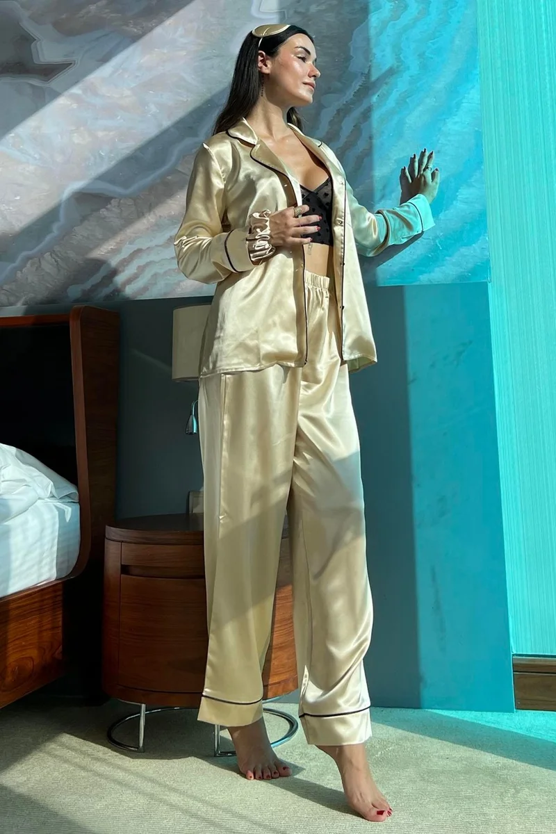 For You Sleepwear 5-Piece Bustier and Ribbed Stone Satin Pajama Set