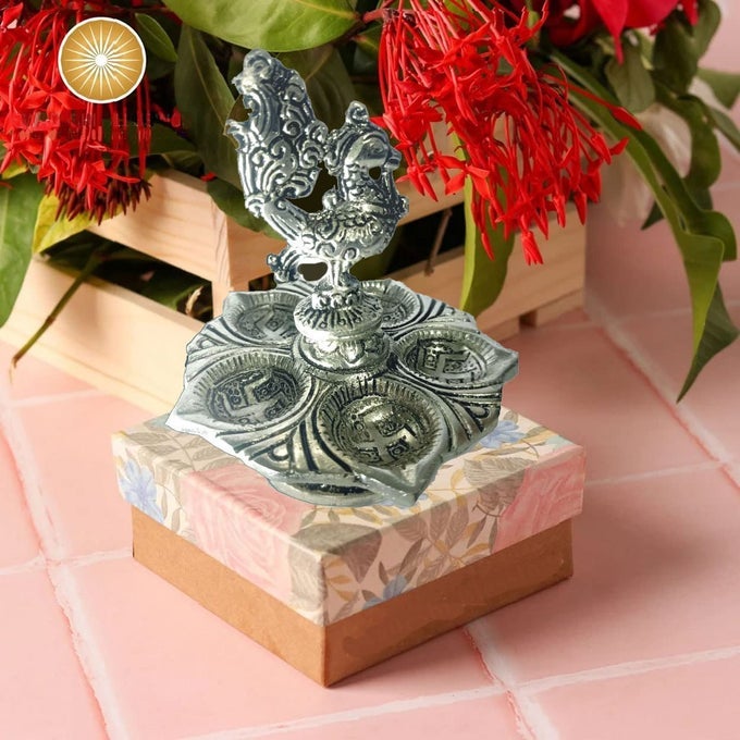 METAL LOTUS SHAPED PEACOCK DIYA 5 OIL WICK DIYA DEEPAM KUTHU VILAKKU DEEPAK OIL LAMP FOR HOME AND OFFICE DECORPOOJA ARTICLES SILVER COLOUR