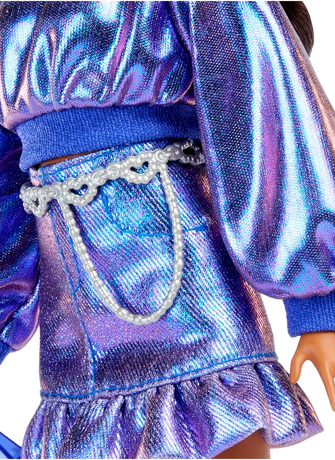 Barbie Deluxe Style Doll #7 in Metallic Blue Top and Skirt, Wavy Brown Hair, Accessories like Silvery Jewelry, Crystal Handbag and Sunglasses