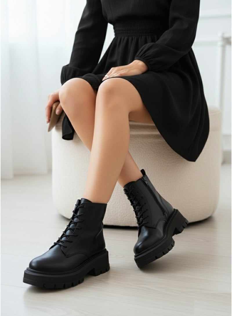 لايف ستيلاش  بياده نعل متوسط جلد بسوستة  - اسود E-110 - Image 1