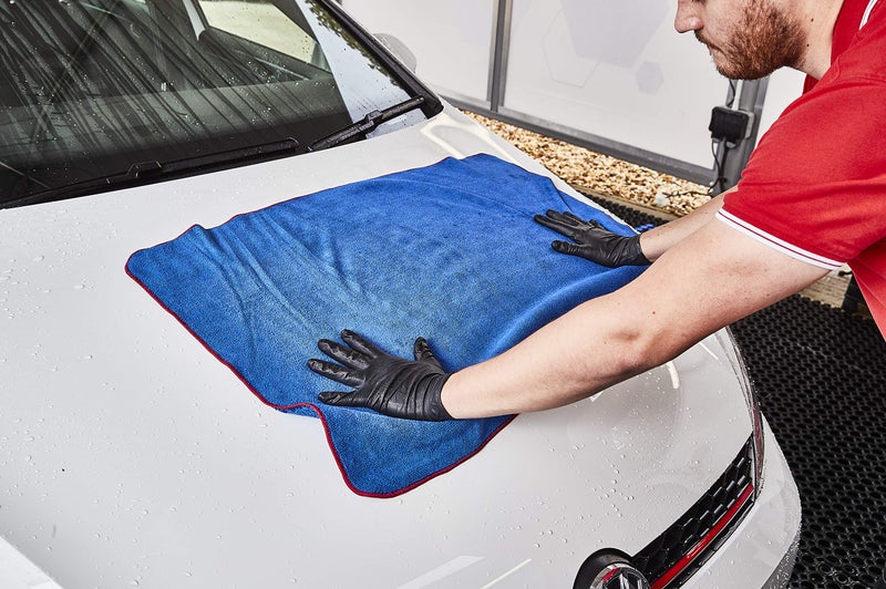 Gtechniq Microfiber Drying Towel, Scratch Resistant, Ultra Split Fibers, Machine Washable, 23.6" x 35.4", 450gsm, Car Detailing Accessory - Image 4