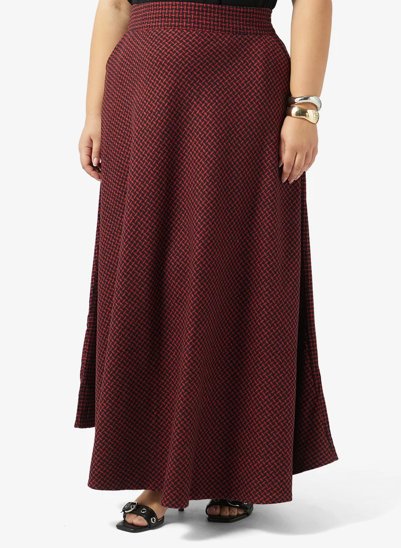 ايلا بلس تنورة - بطبعات مربعات مقاس كبير