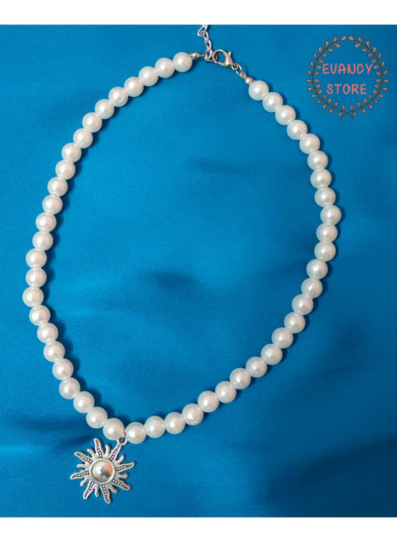 white pearls necklace  - Image 2