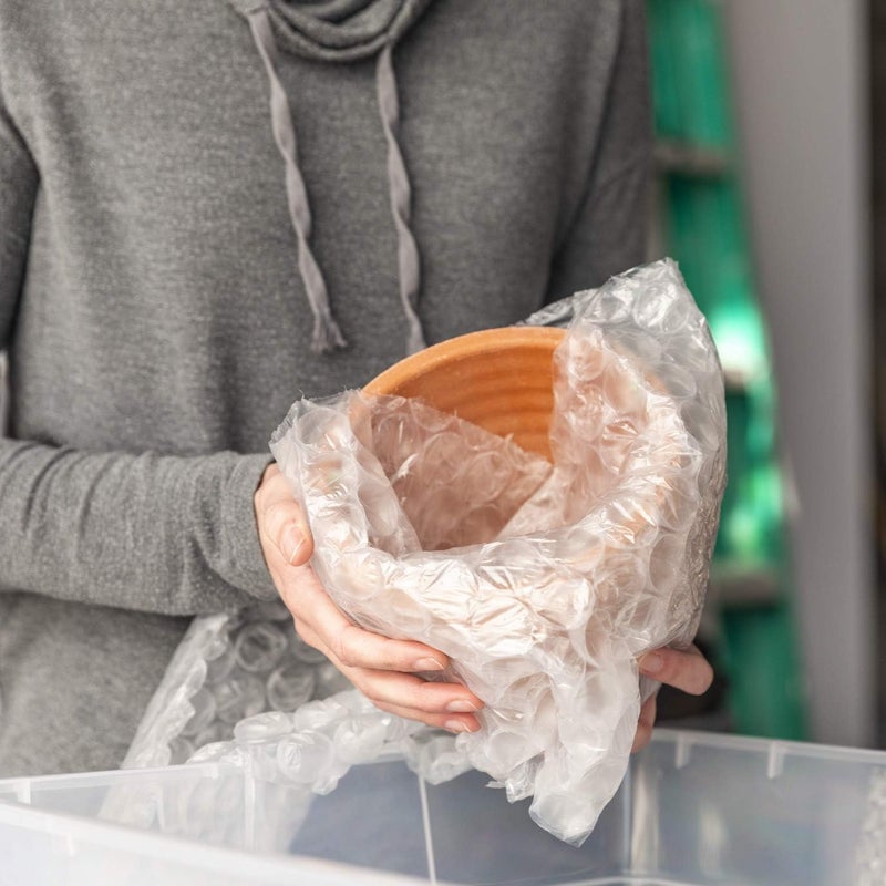 Duck Brand Large Bubble Wrap Roll, 5/16" Bubble Cushioning Wrap for Extra Protection Packing, Shipping, and Moving, Perforated Every 12", 12" x 15' (1304499) (Pack of 2) - Image 5