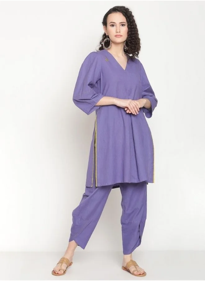 Abhishti Very Peri V-Neck Flared Embroidered Kurta