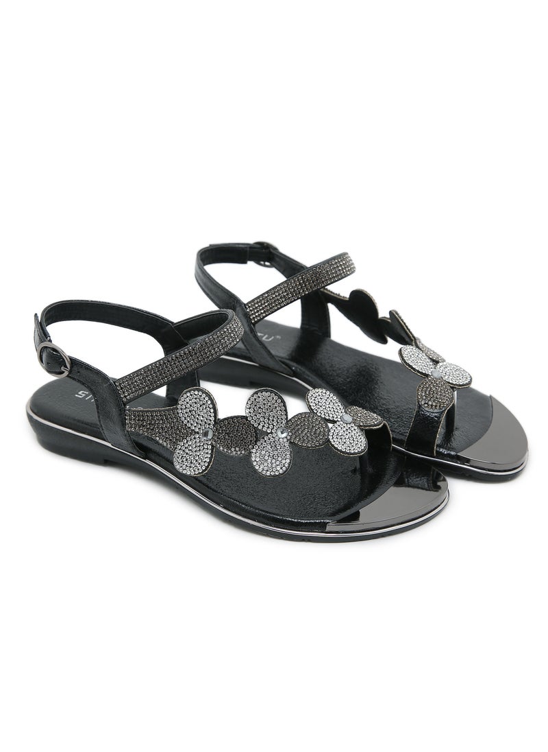 SIKETU Stylish And Comfortable Flat Flat Open-Toed Rhinestones With Elastic Sandals For Women Black  - Image 1