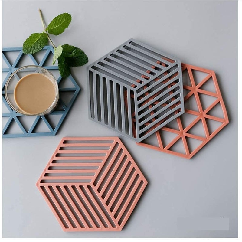 Primetan Trivet Mats,4 Pack Silicone Table Mats Heat Resistant Hot Pans Non-Slip Pot Holders Placemat for Bowl Dishes Kitchen Cooking Dining (Blue-Line) - Image 5