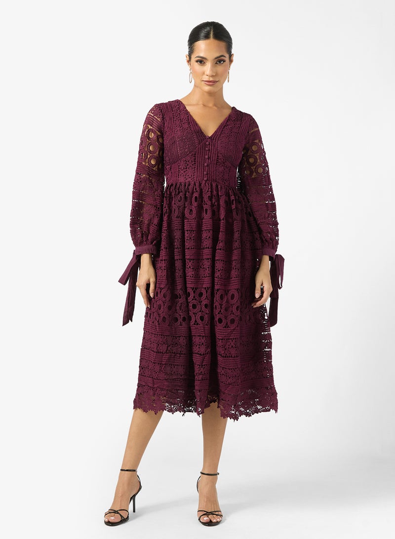 Frock and Frill Lace Detail V-Neck Midi Dress - Image 1