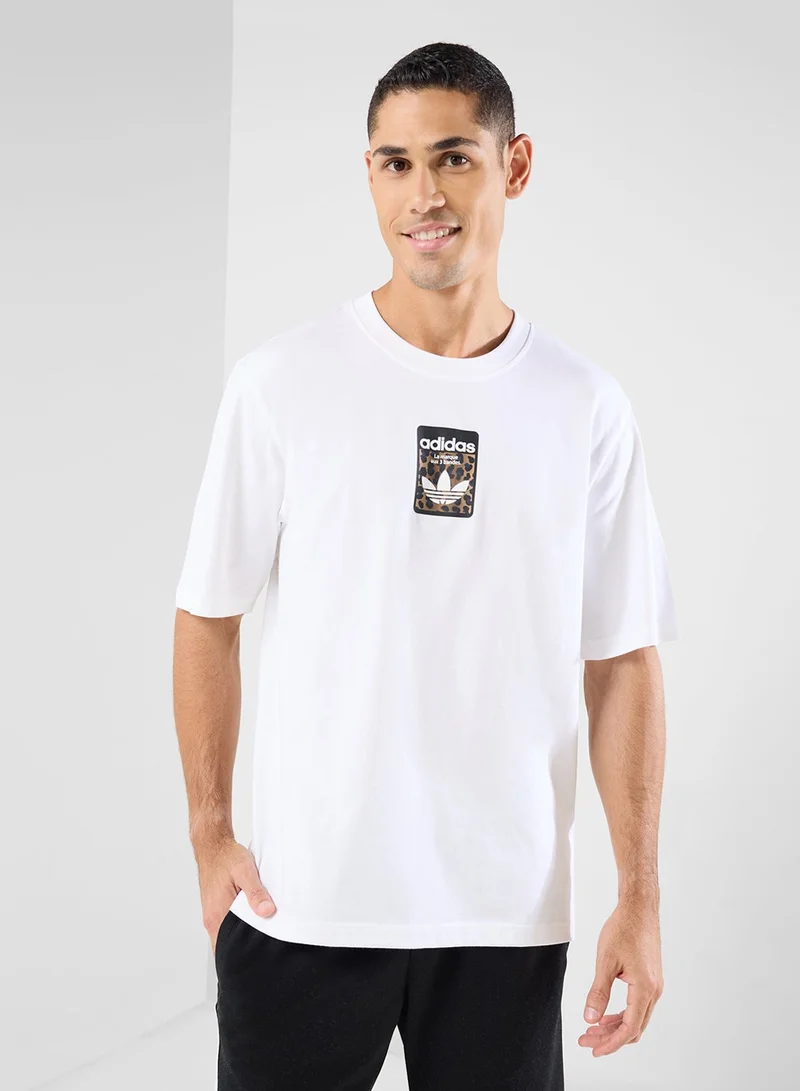 adidas Originals Leo Graphic Oversized T-Shirt