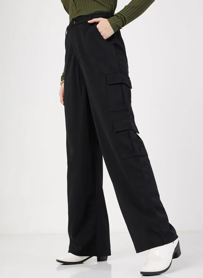 ساسافراس بناطيل كارغو نسائية عالية الخصر باللون الأسود