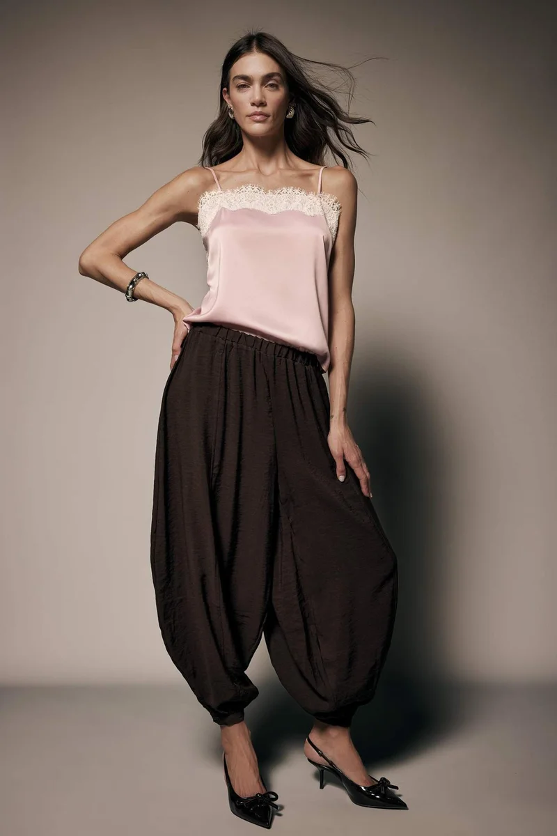ديفاكتو Regular Fit Strappy Sleeveless Blouse