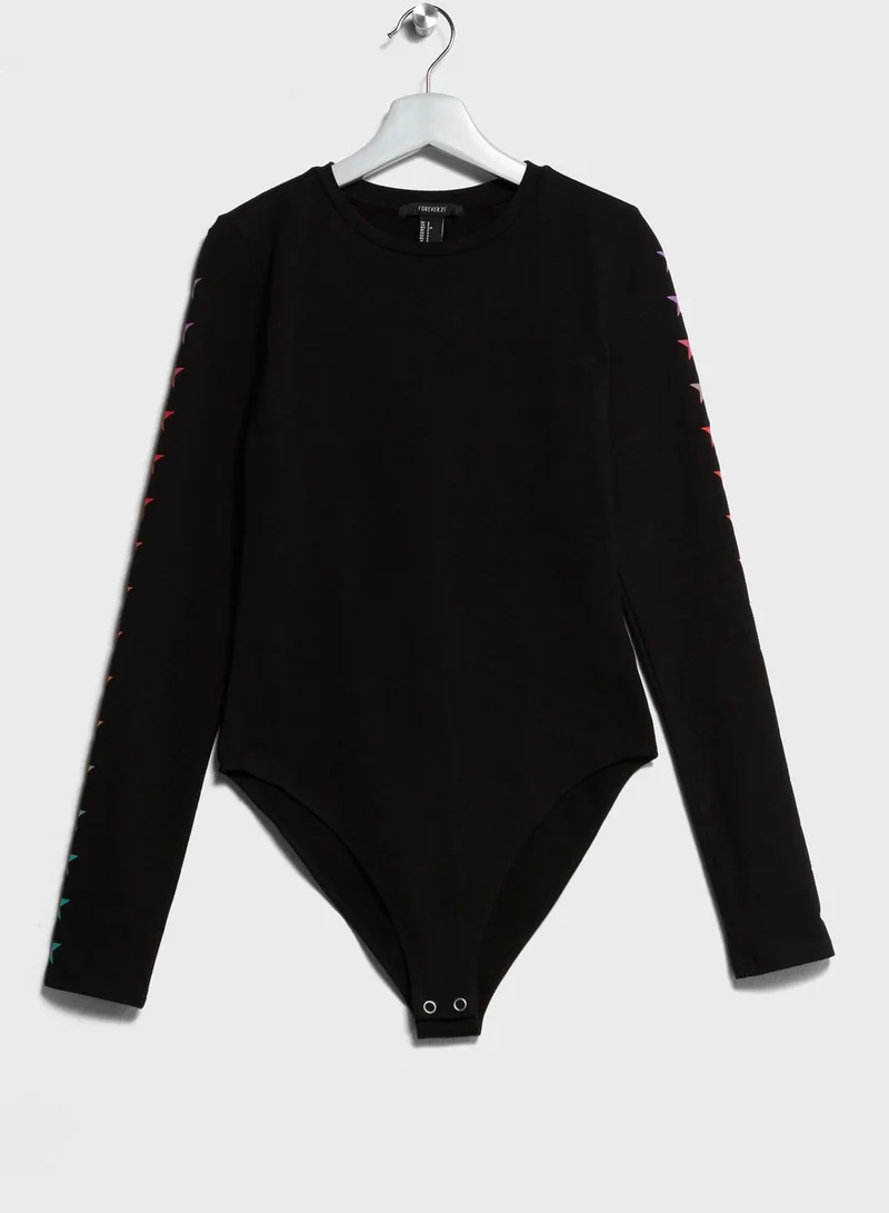 FOREVER 21 Star Print Sleeve Body