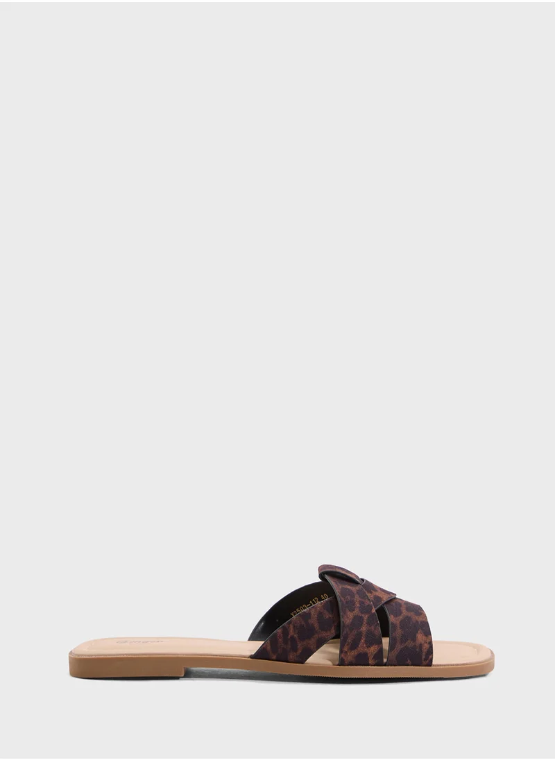 جينجر Ladies Flat Sandal