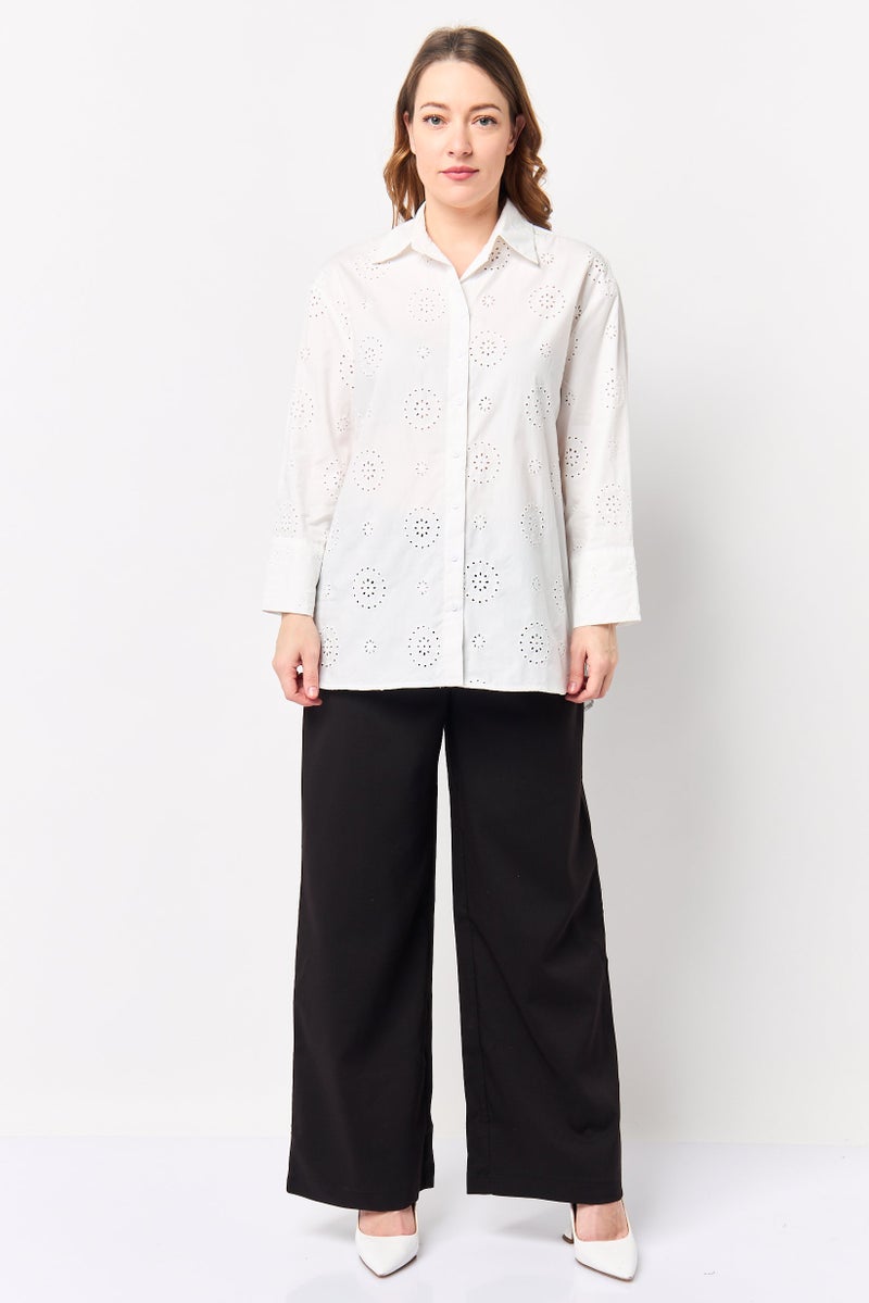 bebe Women Spread Collar Eyelet Long Sleeve Shirt, White - Image 2