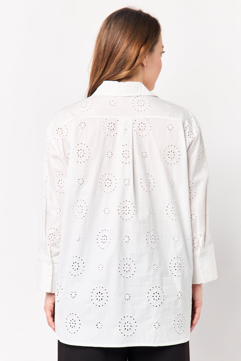 bebe Women Spread Collar Eyelet Long Sleeve Shirt, White - Image 3