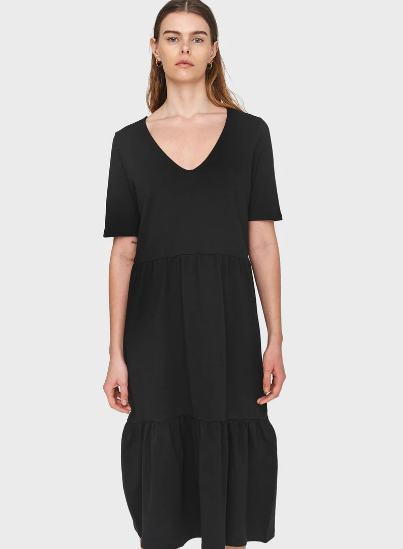 NOISY MAY Black V-Neck Tiered Dress for Women | Best Price Kuwait