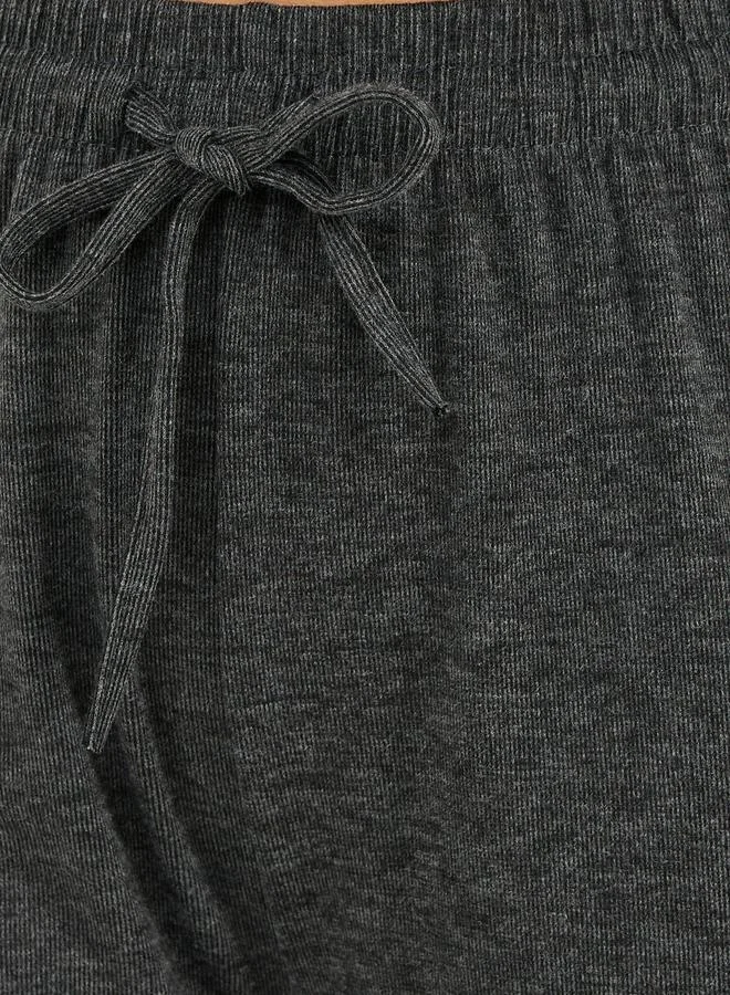 ستايلي Solid Straight Leg Joggers with Drawstring