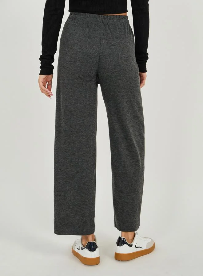 ستايلي Solid Straight Leg Joggers with Drawstring