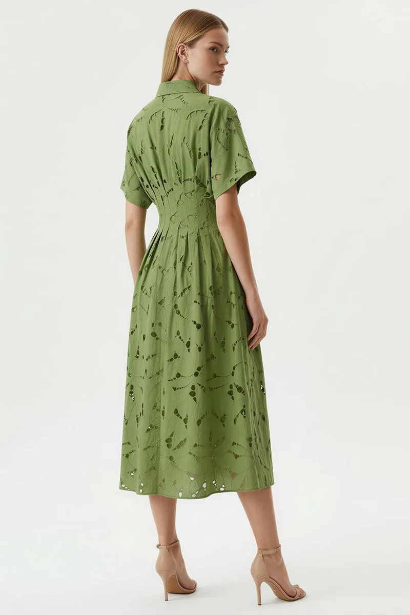 Exquise Short-sleeved, button-down, perforated, lined midi shirt dress in green.