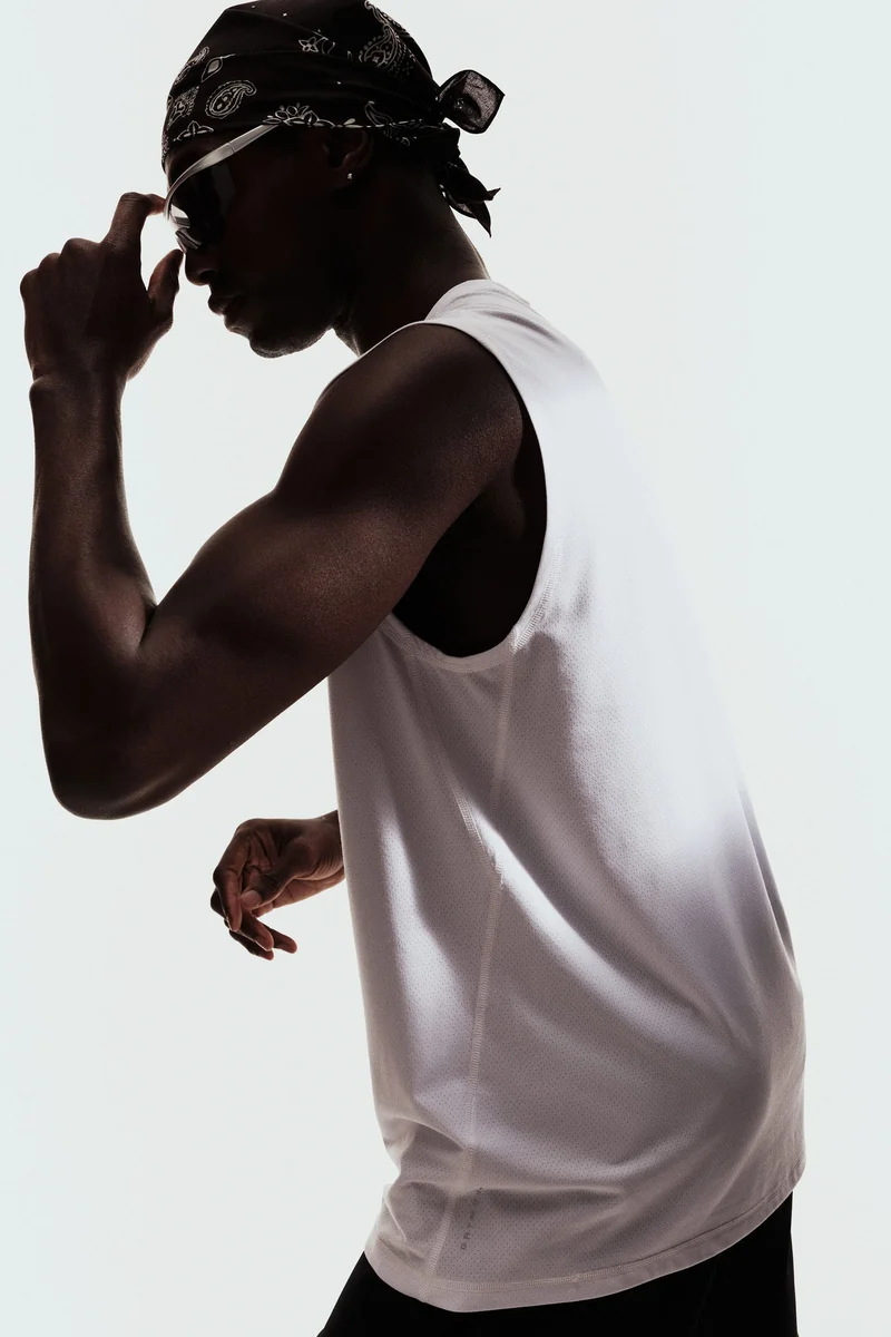 H&M  Regular Fit Sports vest top with DryMove™ for Men | Best Price UAE
