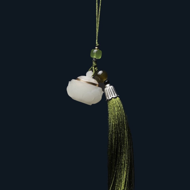 Luminous Hollow Fragrance Sachet Pixiu Phone Chain Retro Green Tan Pendant 5. Luminous Lotus + incense pill (upper tassel)