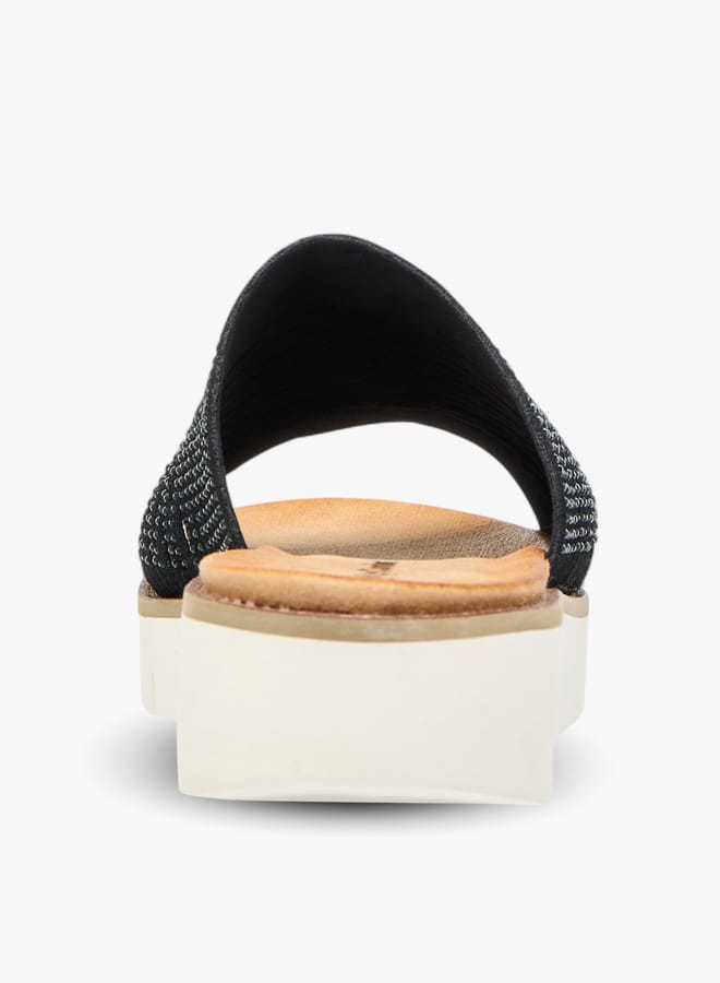 لو كونفورت صنادل نسائية سهلة الارتداء مزينة - Image 5