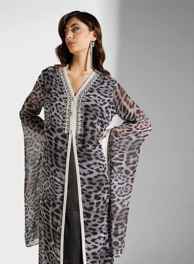 Akadia Fashion Leopard Print Maxi Dress