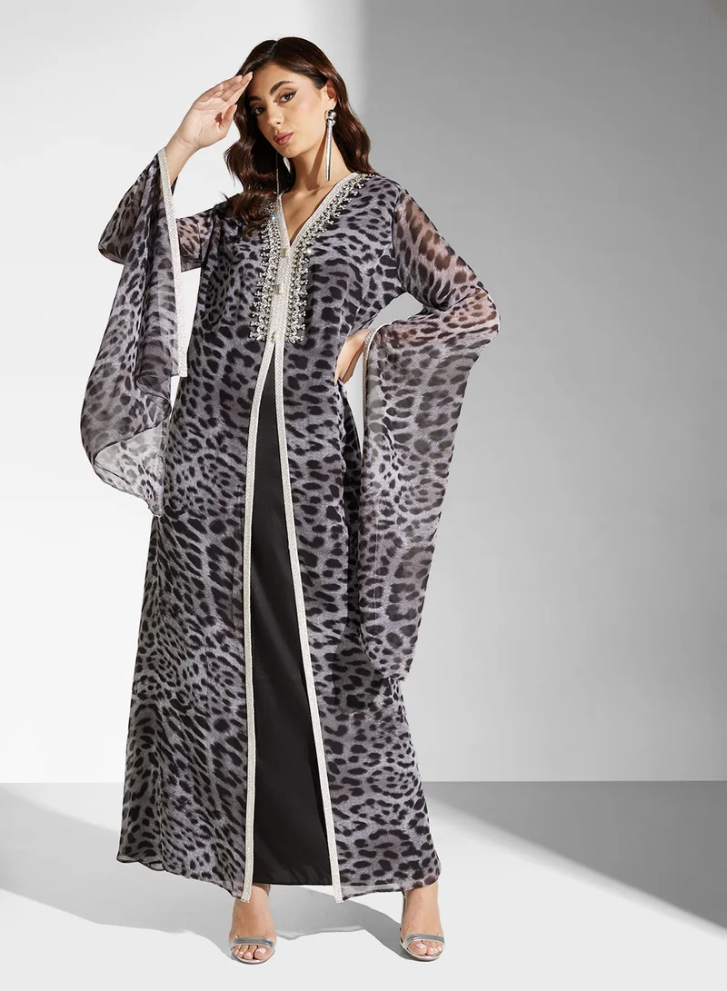 Akadia Fashion Leopard Print Maxi Dress