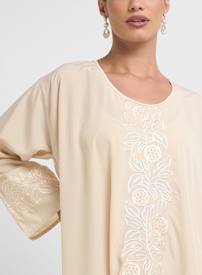 خزانة جلابية مطرزة - Image 3