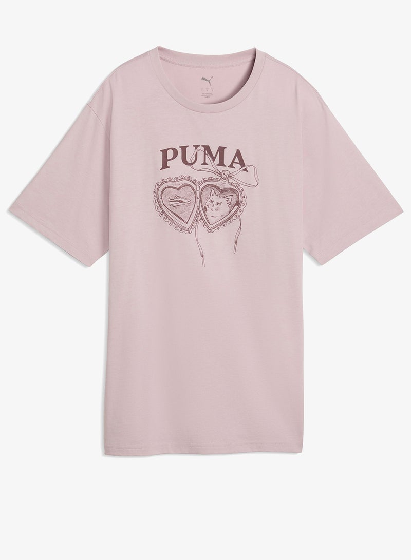PUMA Graphics Relaxed Charm T-Shirt - Image 1
