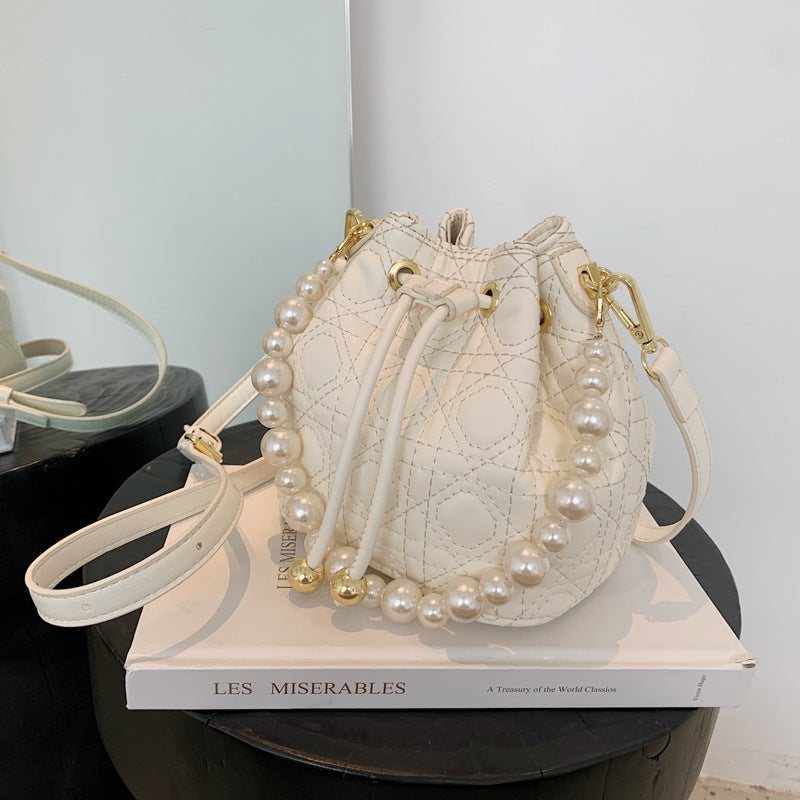 Niche Design Small Bag For Women Summer Trendy Texture Pearl Handheld Crossbody Bag High-End Texture Bucket Bag - Image 2