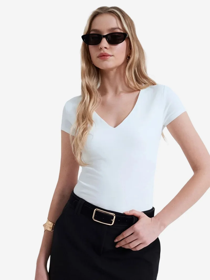 ديلفين DILVIN Slim Fit V-Neck Knit Blouse