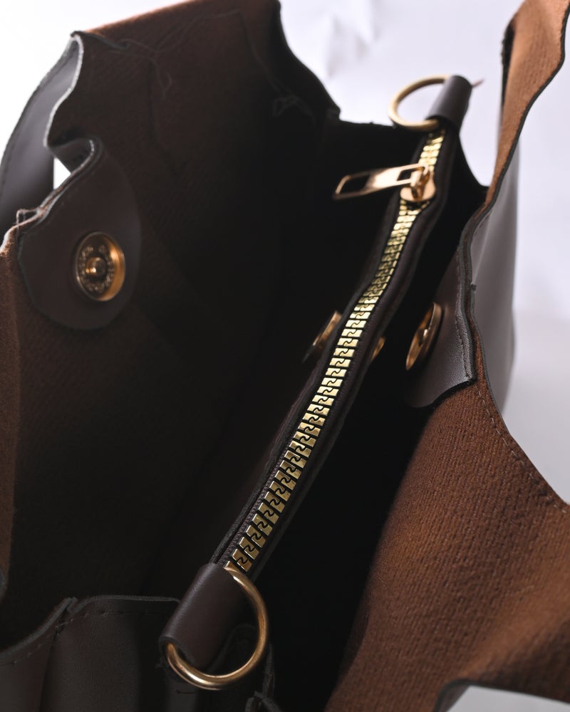 حقيبة كتف جلد – تصميم بسيط للنساء - Image 3