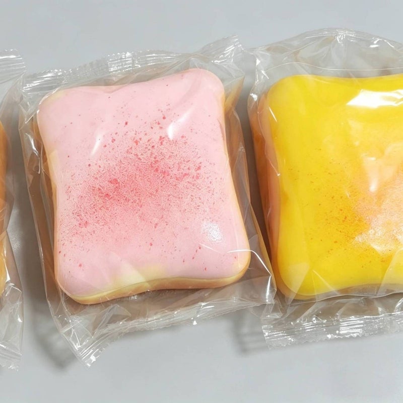 Simulation Bread Slow Rebound Squishy Toy Stress Relief Super Soft Mini Strawberry Osmanthus Cake - Image 1