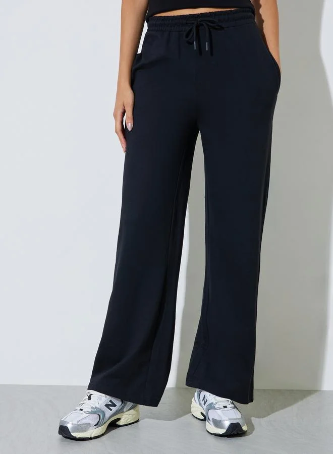 ستايلي Black Cotton Blend Wide Leg Joggers
