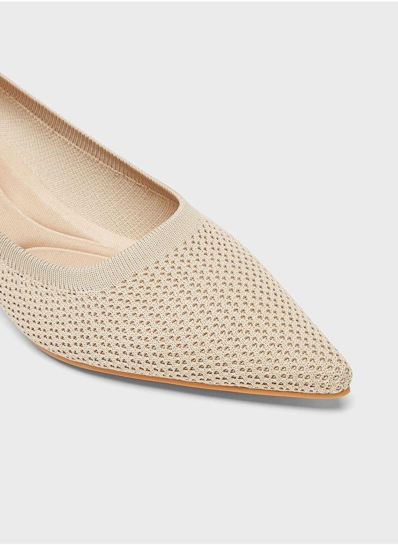 shoexpress - Pointed Toe Pumps - Image 1